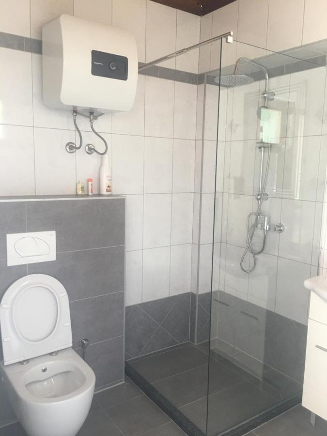 Apartment Oaza Mostar Esterno foto