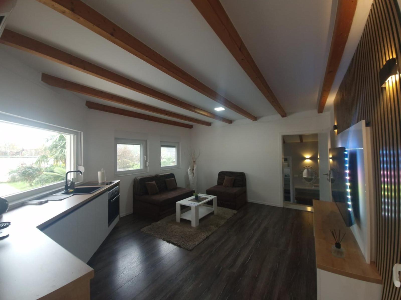 Apartment Oaza Mostar Esterno foto