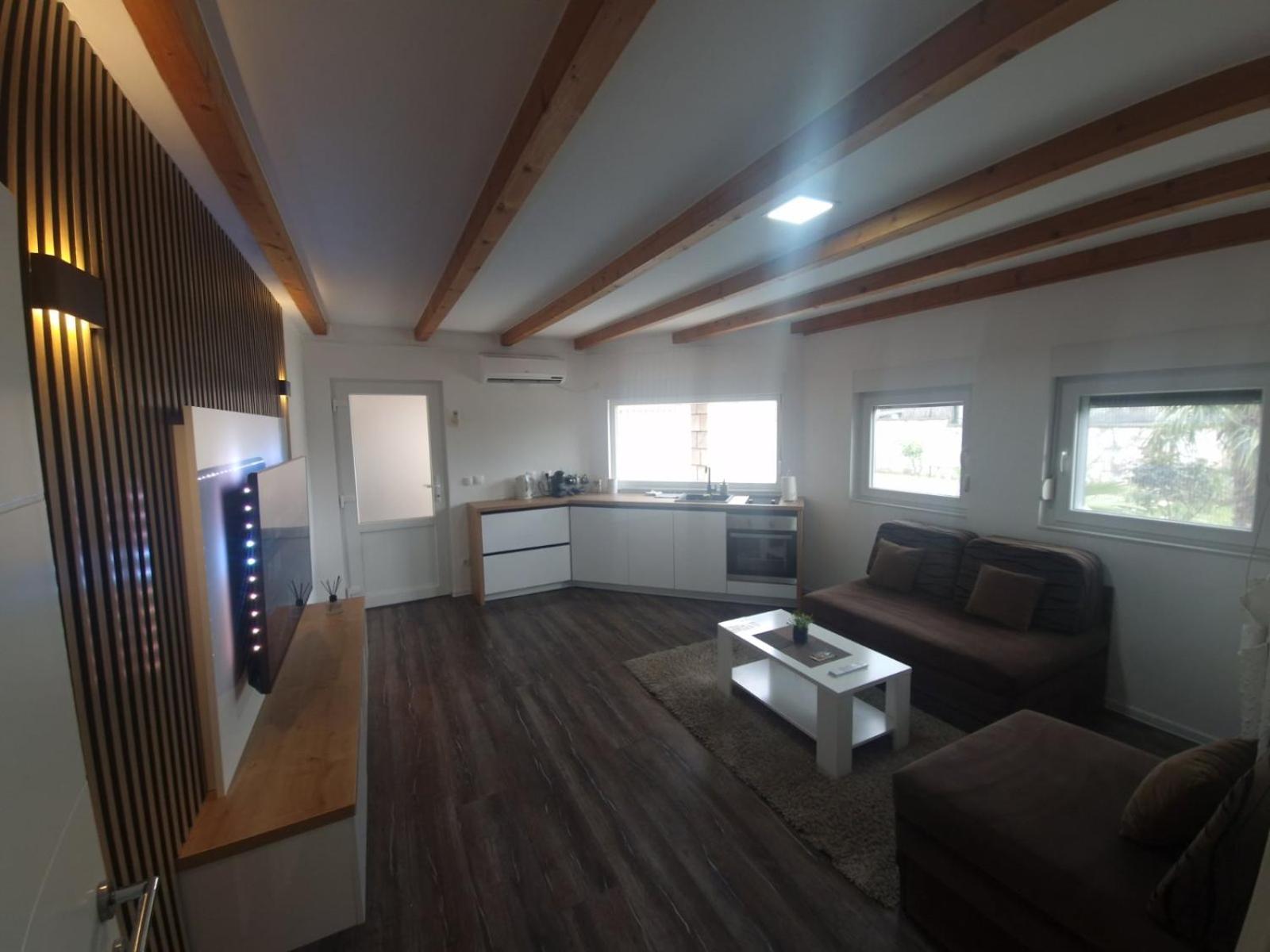 Apartment Oaza Mostar Esterno foto